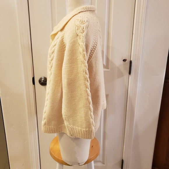 The Knitting Needle Vintage - Picture 3 of 10